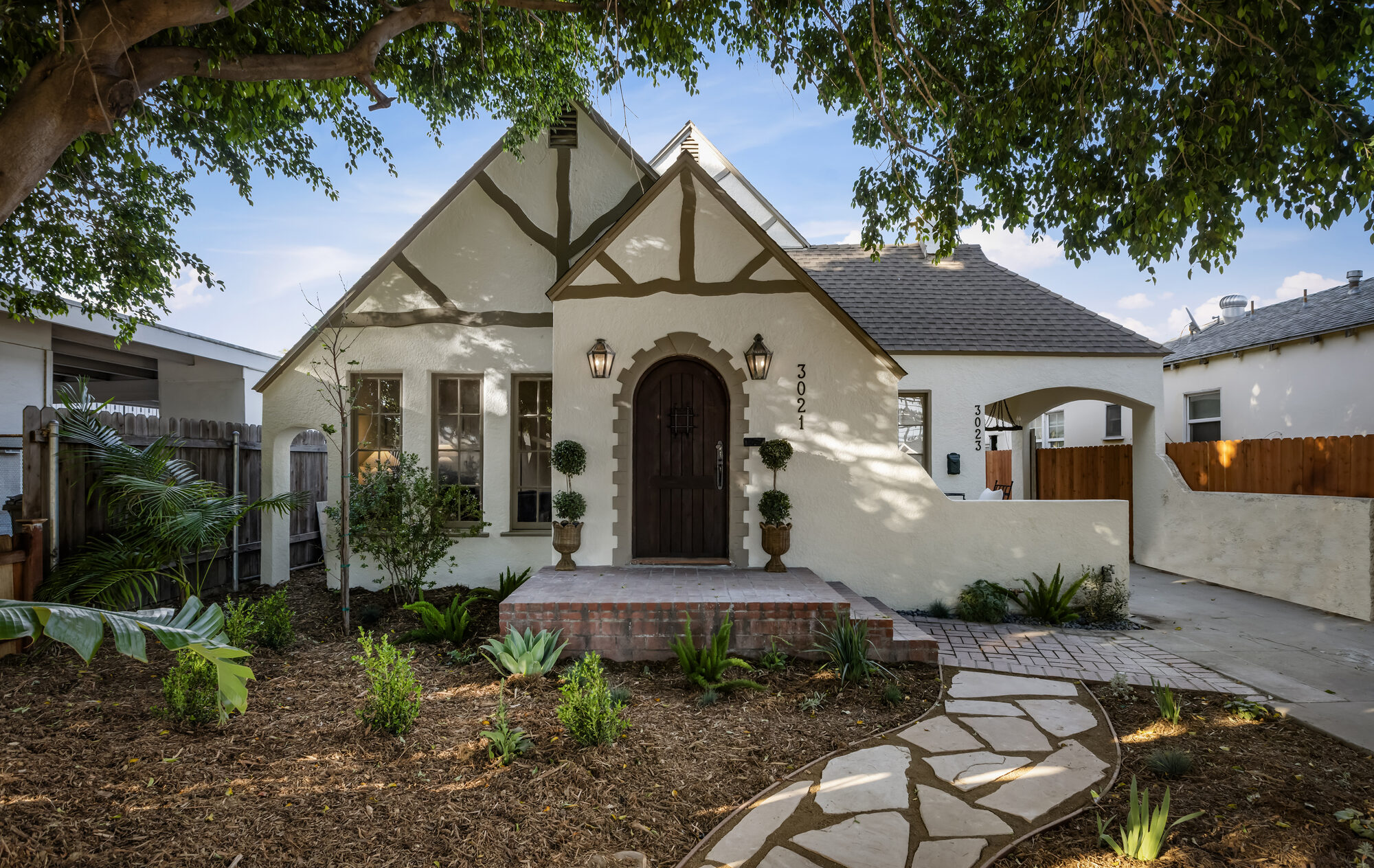 Glenhurst Avenue ADU in Los Angeles — completed project photo 1